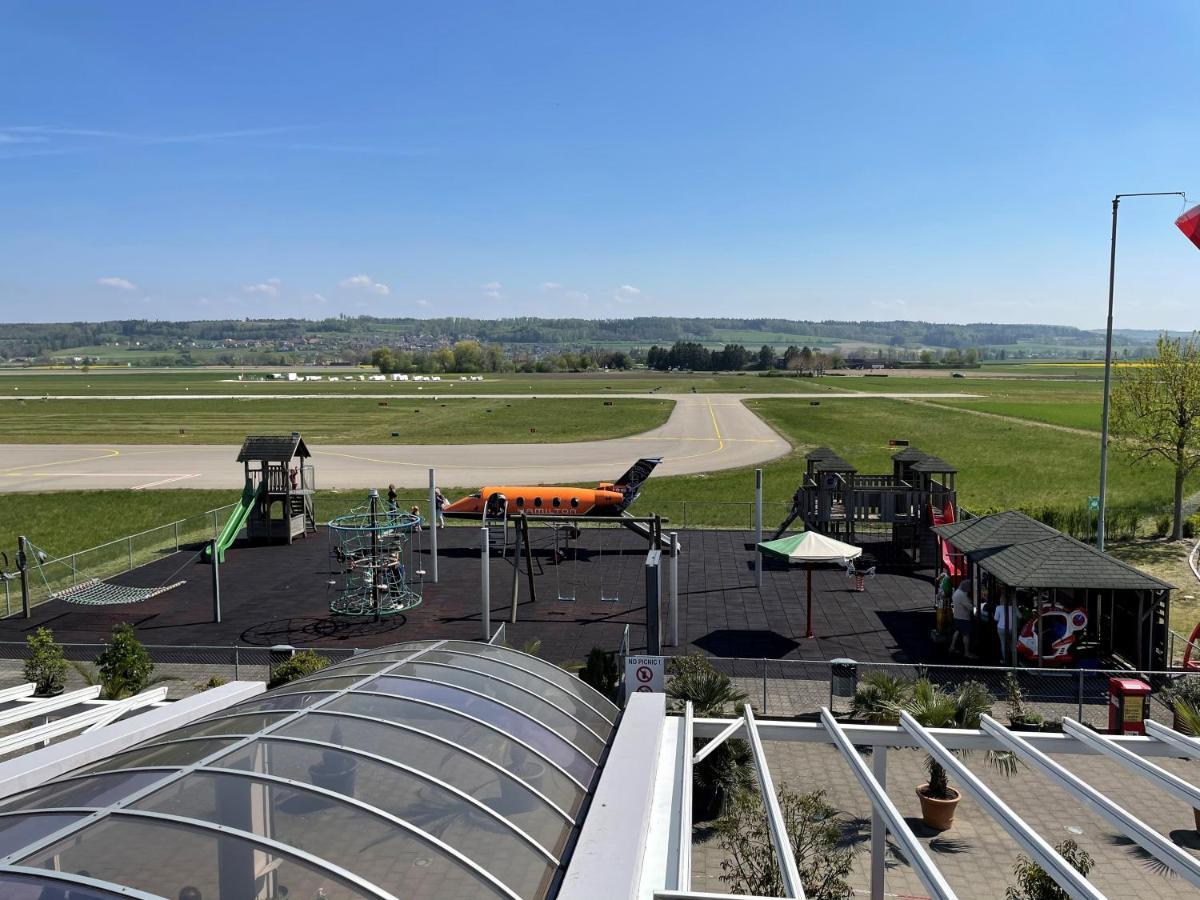 Airporthotel Grenchen Bagian luar foto