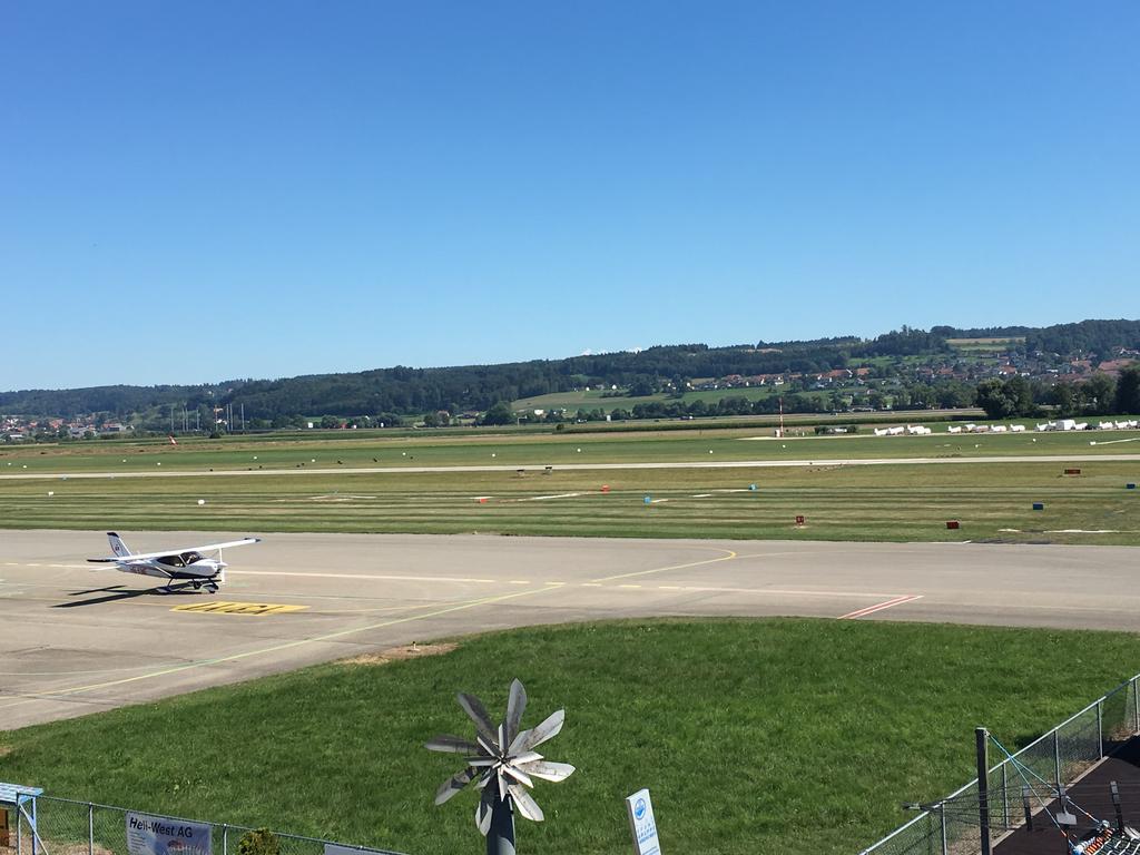 Airporthotel Grenchen Bagian luar foto