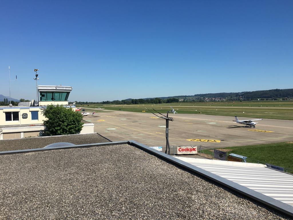 Airporthotel Grenchen Bagian luar foto